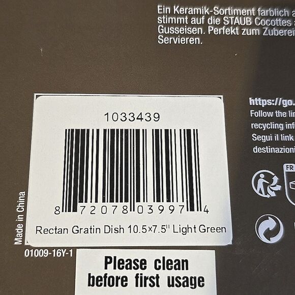 Staub Rectangular Gratin 2.5QT Baking Dish- Light Green - Picture 6 of 7